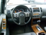 2007 Nissan Pathfinder LE 4x4 Dashboard