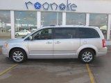 2009 Chrysler Town & Country Limited