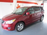 2011 Volkswagen Routan SEL