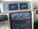 2000 Volvo S70  Controls