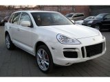 Sand White Porsche Cayenne in 2008
