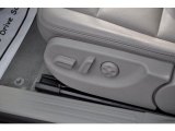 2008 Audi A6 4.2 quattro Sedan Controls