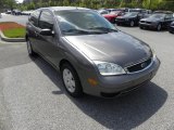 2006 Ford Focus ZX3 SES Hatchback Front 3/4 View