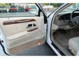 2002 Lincoln Town Car Executive Door Panel