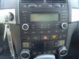 2009 Volkswagen Touareg 2 VR6 Controls