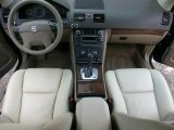 2010 Volvo XC90 3.2 AWD Soft Beige Interior