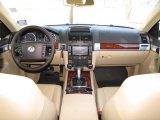2010 Volkswagen Touareg TDI 4XMotion Dashboard