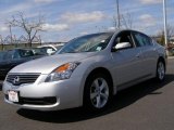 2009 Radiant Silver Metallic Nissan Altima 3.5 SE #48026304