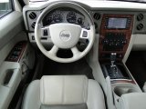 2008 Jeep Commander Limited Dashboard