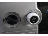 2008 Toyota Sequoia SR5 4WD Controls