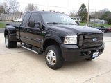 2005 Ford F350 Super Duty XLT SuperCab 4x4 Dually Front 3/4 View