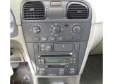 2001 Volvo V40  Controls