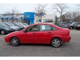 2000 Infra-Red Ford Focus SE Sedan #48100274