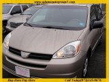 2004 Toyota Sienna LE