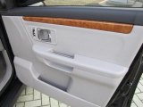 2007 Suzuki XL7 Limited AWD Door Panel