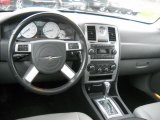 2007 Chrysler 300 Touring AWD Dashboard