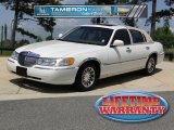 2001 White Pearl Tri Coat Lincoln Town Car Signature #48233791