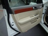 2007 Infiniti M 35 Sedan Door Panel