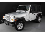 2005 Jeep Wrangler SE 4x4 Front 3/4 View