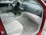 2010 Toyota Highlander V6 4WD Ash Interior
