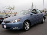 2004 Toyota Camry SE V6 Front 3/4 View