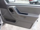 2004 Jeep Grand Cherokee Laredo 4x4 Door Panel