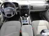 2004 Jeep Grand Cherokee Laredo 4x4 Dashboard