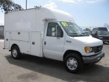 2003 Oxford White Ford E Series Cutaway E350 Commercial Utility Truck #48387321