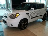 2011 Clear White/Grey Graphics Kia Soul White Tiger Special Edition #48387749