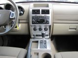 2010 Dodge Nitro SXT Controls