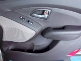 2011 Hyundai Tucson GLS AWD Door Panel