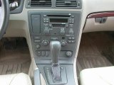 2002 Volvo V70 2.4T Wagon Controls