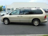 1998 Chrysler Town & Country LXi Data, Info and Specs