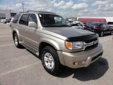 2001 Toyota 4Runner Limited 4x4 Front 3/4 View
