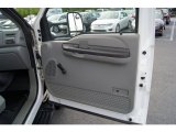 2006 Ford F550 Super Duty XL Regular Cab 4x4 Chassis Door Panel