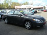2009 Magnetic Gray Metallic Toyota Camry LE V6 #48520549