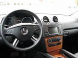 2008 Mercedes-Benz ML 320 CDI 4Matic Dashboard