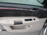 2006 Chrysler 300 C SRT8 Door Panel