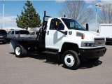 2007 GMC C Series TopKick C4500 Regular Cab Chassis Moving Truck Front 3/4 View