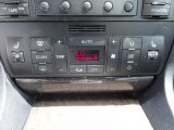 2002 Audi S4 2.7T quattro Avant Controls