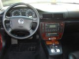 2003 Volkswagen Passat GLX 4Motion Sedan Dashboard
