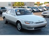 1993 White Lexus ES 300 #48752497