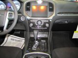 2011 Chrysler 300  Controls