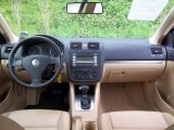 2007 Volkswagen Jetta 2.5 Sedan Dashboard