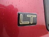 2001 Chevrolet Tracker LT Hardtop 4WD Marks and Logos