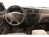 2003 Ford Taurus SE Dashboard