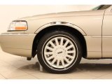 2005 Lincoln Town Car Sedan Wheel