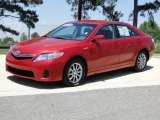 2010 Toyota Camry Hybrid Front 3/4 View