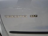 1999 Dodge Dakota SLT Extended Cab Marks and Logos