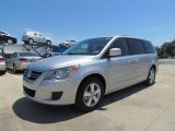 2011 Mercury Silver Metallic Volkswagen Routan SE #48981231